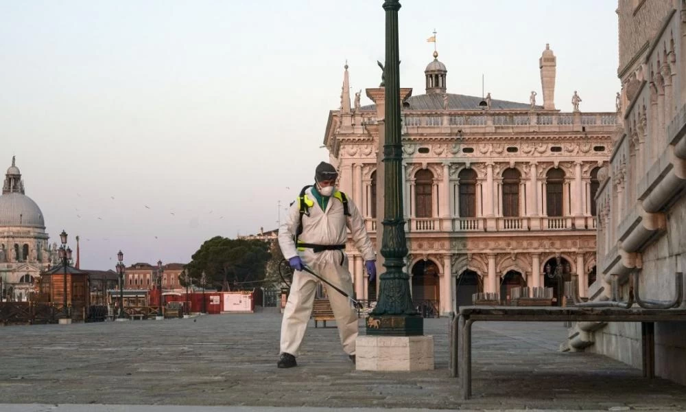 Βενετία: Xωρίς τουρίστες - Σε απόγνωση οι επιχειρηματίες